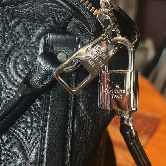 ‼️SOLD‼️Louis Vuitton Monogram Lambskin Antheia Ixia PM ShoulderBag - Picture 14 of 17